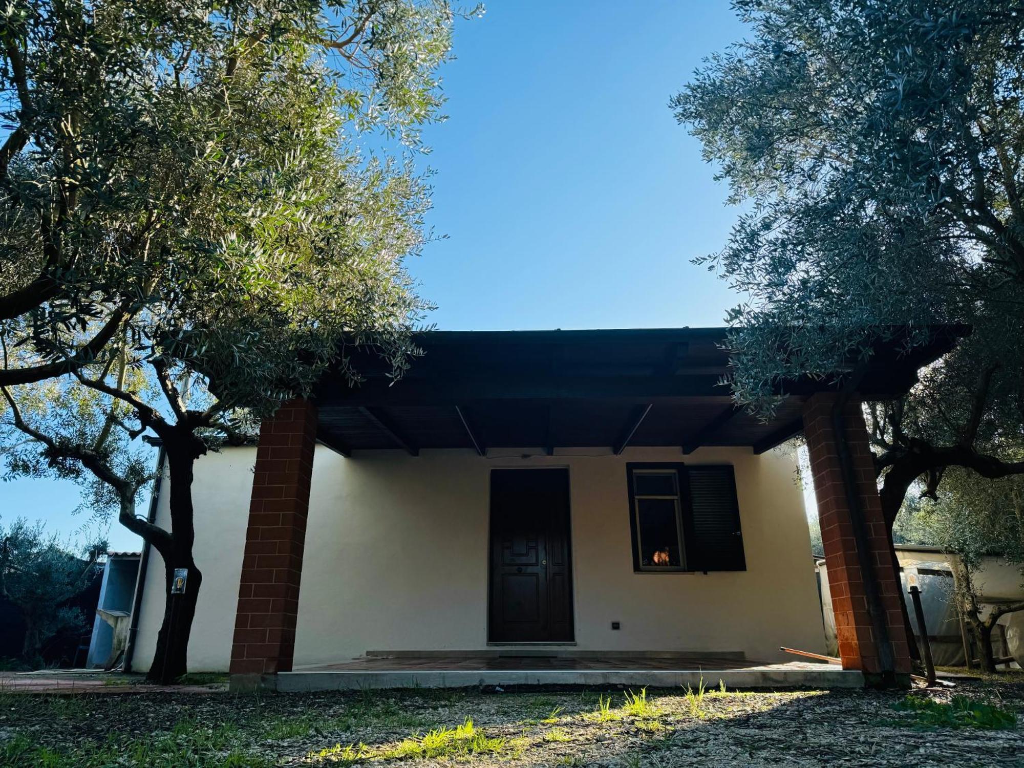 La Perla Di Dea Villa Lido Di Fondi Bagian luar foto